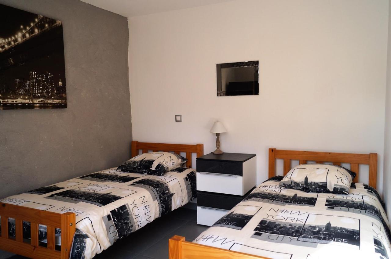 24H Le Mans - Les Haies Gite, Near Le Mans Circuit Villa Coulans-sur-Gée Exteriör bild
